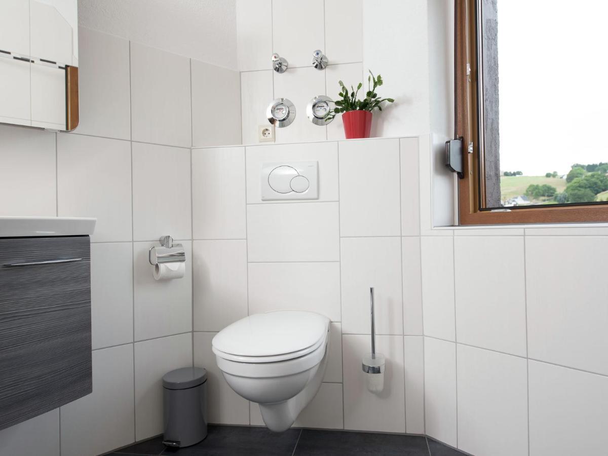Cozy Apartment In Ore Mountains With Balcony Breitenbrunn  Δωμάτιο φωτογραφία
